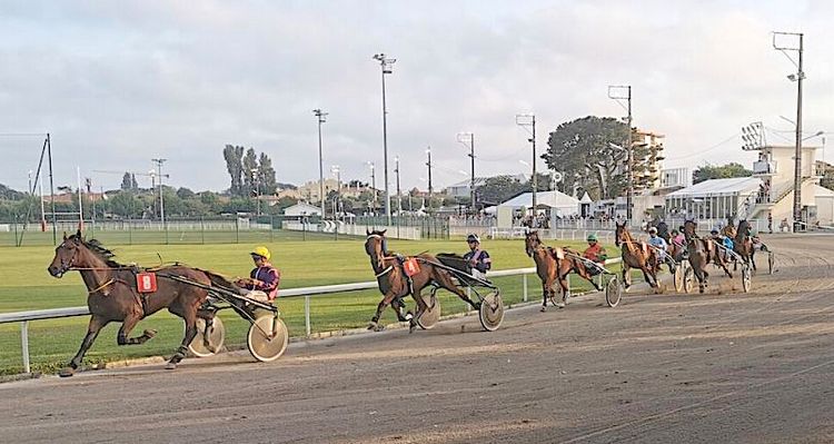 AU TROT – Dernière ligne droite pour le meeting de Biarritz